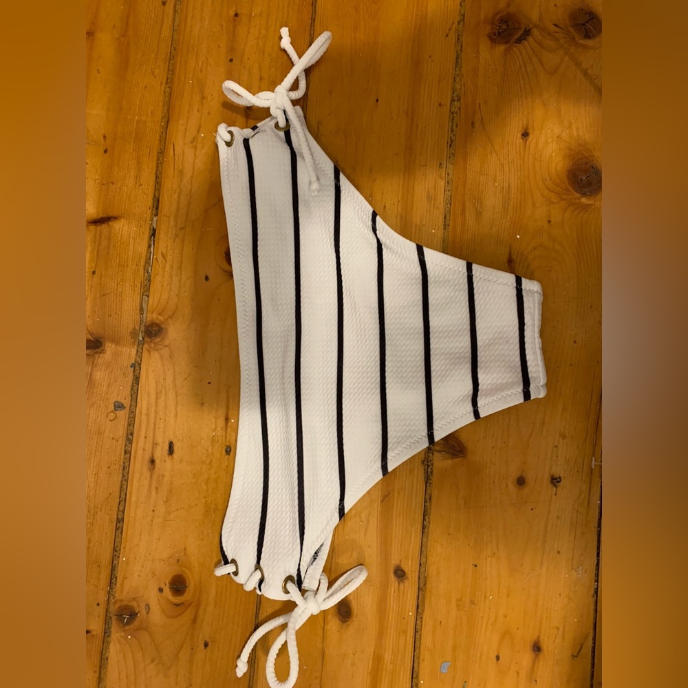 Striped bikini bottoms